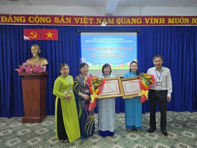 Lễ công bố quyết định và trao Bằng khen của Thủ tướng